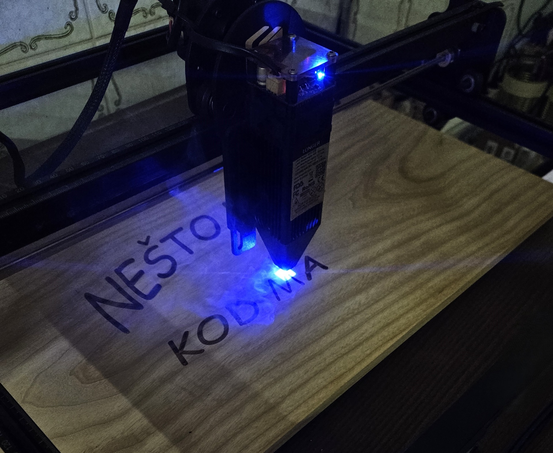 Riječi koje ostaju – gravura koja čuva uspomene i govori srcem.